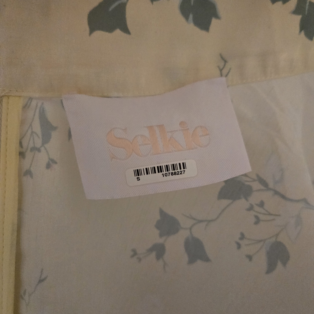 Selkie Paper Doll Floral Skirt - Picture 9 of 9